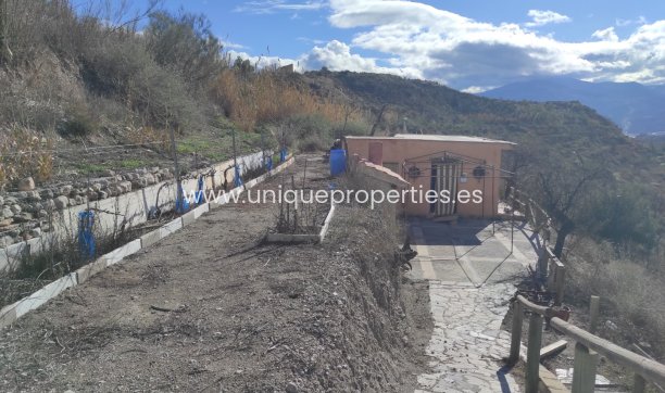 Herverkoop - Cortijo -
Lucar