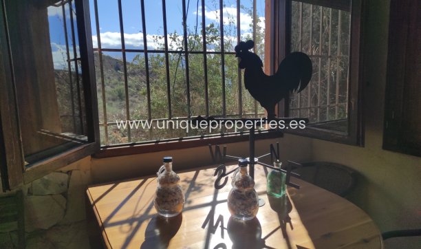 Herverkoop - Cortijo -
Lucar