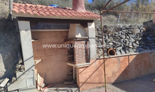 Herverkoop - Cortijo -
Lucar