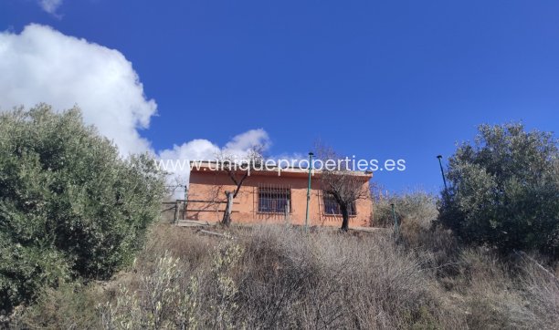 Herverkoop - Cortijo -
Lucar