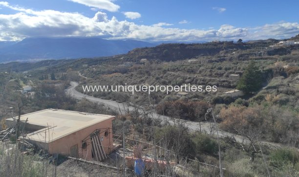 Herverkoop - Cortijo -
Lucar