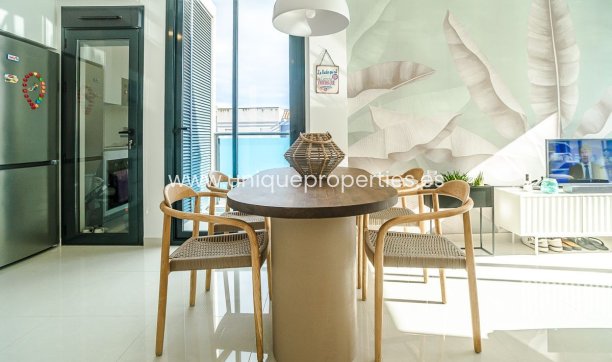 Resale - Apartment -
Torrevieja - Calas Blancas