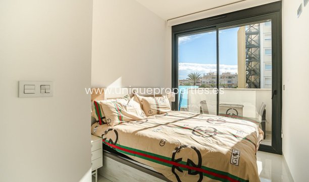 Resale - Apartment -
Torrevieja - Calas Blancas