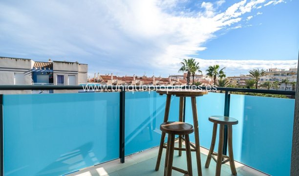 Resale - Apartment -
Torrevieja - Calas Blancas