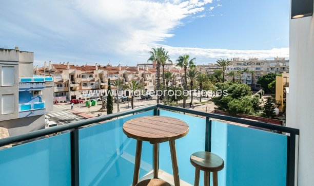 Resale - Apartment -
Torrevieja - Calas Blancas