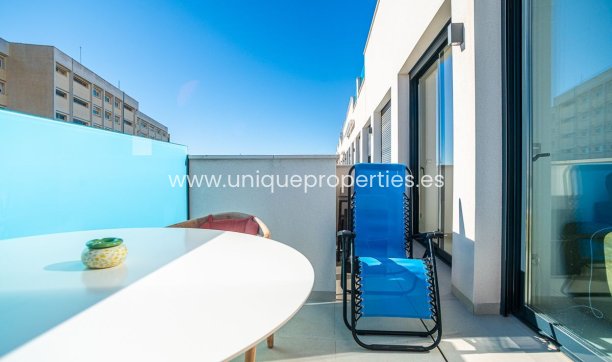 Resale - Apartment -
Torrevieja - Calas Blancas