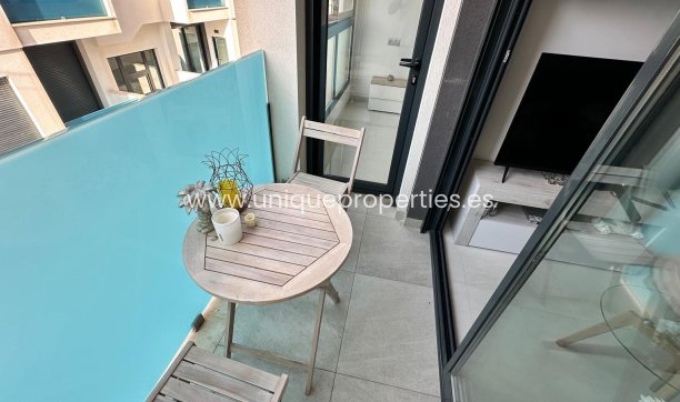 Resale - Apartment -
Torrevieja - Calas Blancas