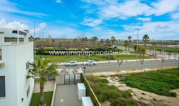 Resale - Apartment -
Pilar de la Horadada - La Torre de la Horadada