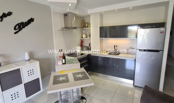 Resale - Apartment -
Orihuela Costa - Punta Prima