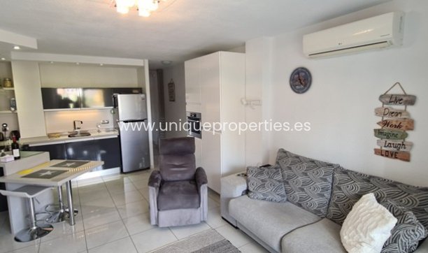 Resale - Apartment -
Orihuela Costa - Punta Prima