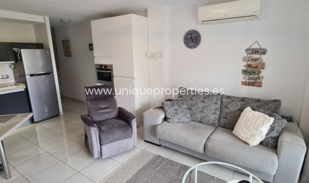 Resale - Apartment -
Orihuela Costa - Punta Prima