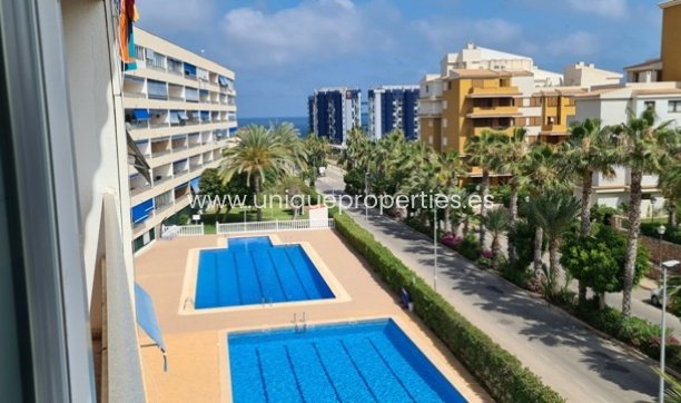 Resale - Apartment -
Orihuela Costa - Punta Prima