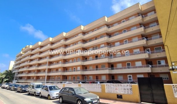 Resale - Apartment -
Orihuela Costa - Punta Prima