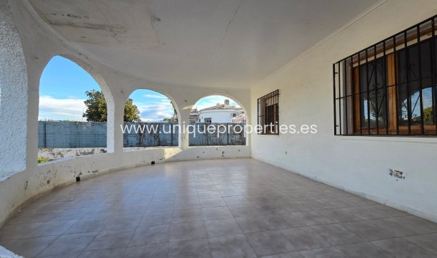 Herverkoop - Villa -
Torrevieja - El Chaparal