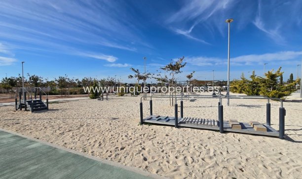 Herverkoop - Villa -
Torrevieja - El Chaparal