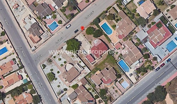 Herverkoop - Villa -
Torrevieja - El Chaparal