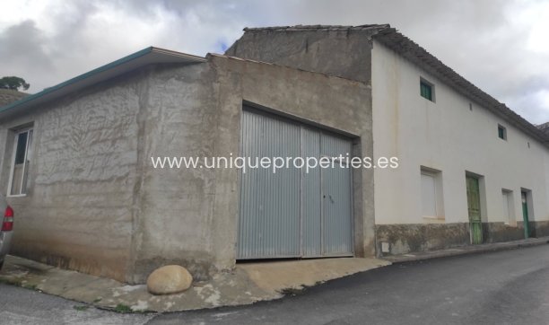 Herverkoop - Village House -
Cortes de Baza