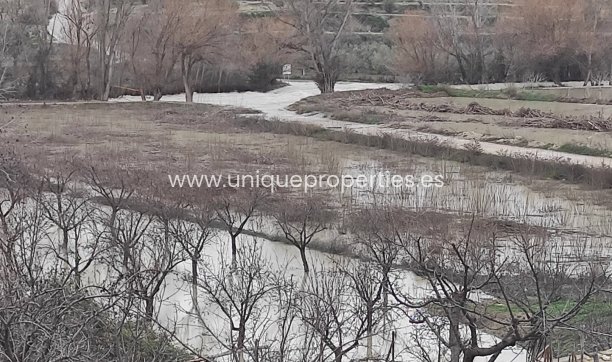 Herverkoop - Village House -
Cortes de Baza