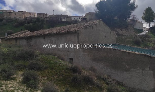 Herverkoop - Village House -
Cortes de Baza
