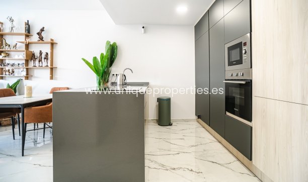 Herverkoop - Penthouse -
Orihuela Costa