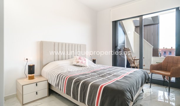Herverkoop - Penthouse -
Orihuela Costa