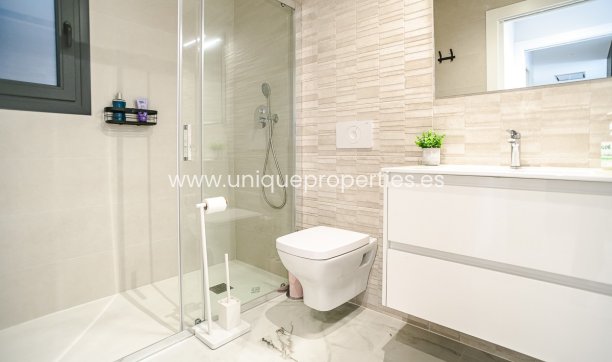 Herverkoop - Penthouse -
Orihuela Costa