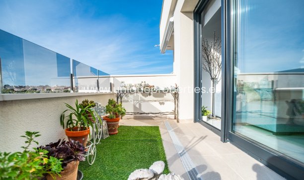 Herverkoop - Penthouse -
Orihuela Costa