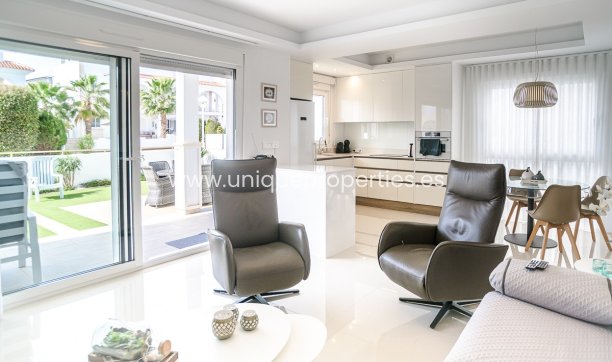 Revente - Apartment -
CIUDAD QUESADA