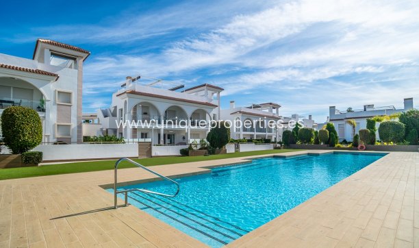 Revente - Apartment -
CIUDAD QUESADA