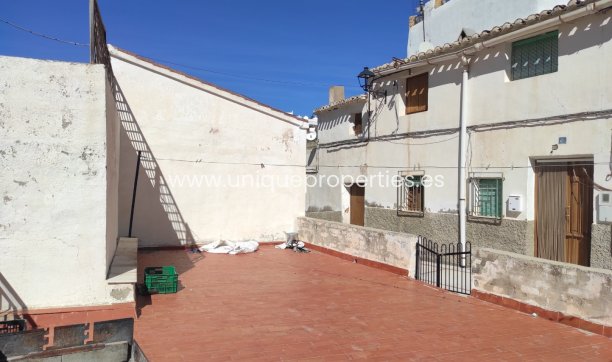 Reventa - Comercial -
Bayarque