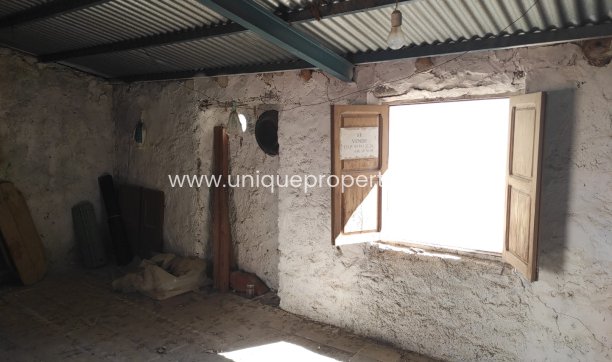 Reventa - Comercial -
Bayarque