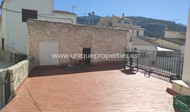 Reventa - Comercial -
Bayarque