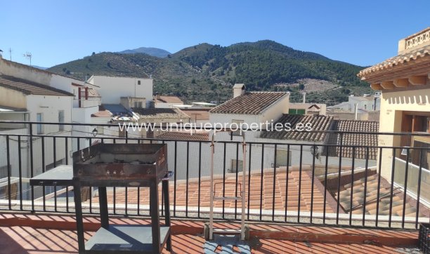 Reventa - Comercial -
Bayarque