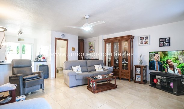 Resale - Apartment -
Orihuela Costa - Los Balcones