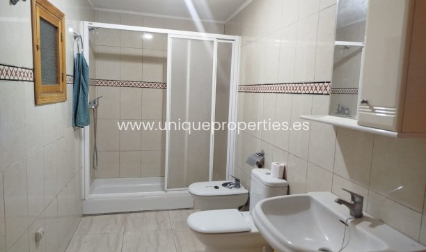 Resale - Village House -
Cullar de Baza