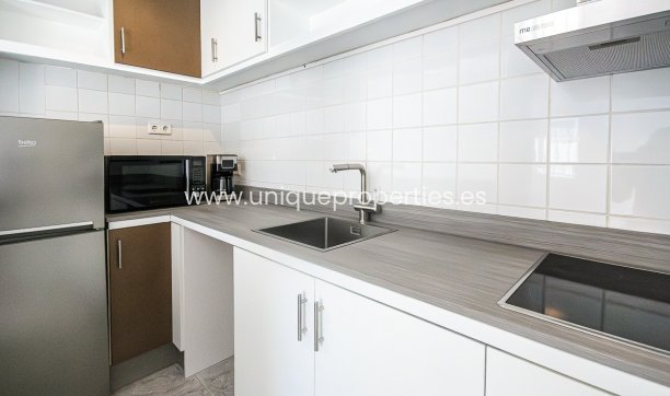 Reventa - House -
San Miguel de Salinas