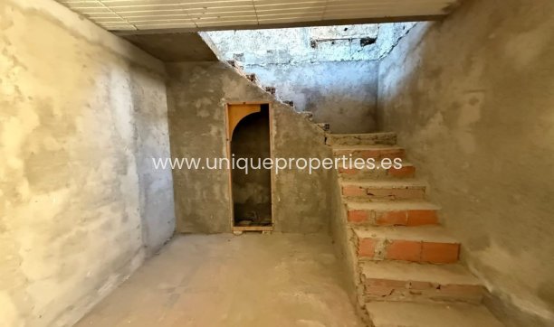 Revente - Cortijo -
Albox