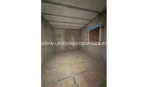 Revente - Cortijo -
Albox