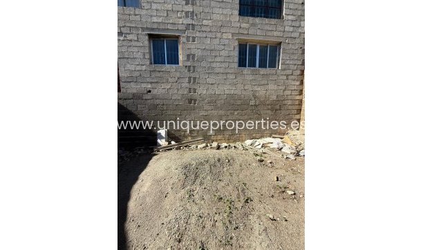 Revente - Cortijo -
Albox