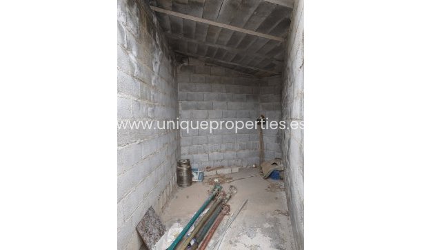 Revente - Cave House -
Caniles