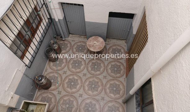 Revente - Village House -
Caniles