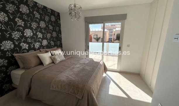 Resale - Villa -
San Pedro del Pinatar - Lo Pagan