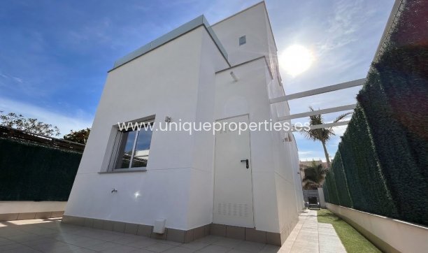Resale - Villa -
San Pedro del Pinatar - Lo Pagan