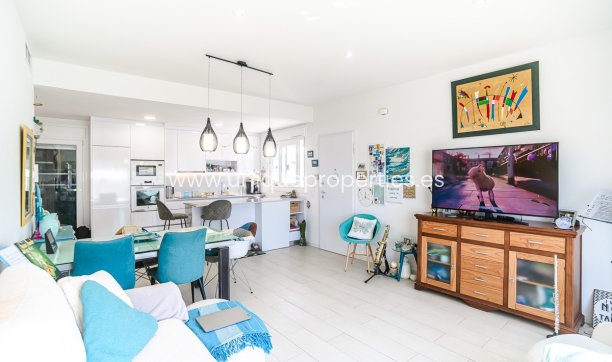 Reventa - Villa -
Pilar de la Horadada