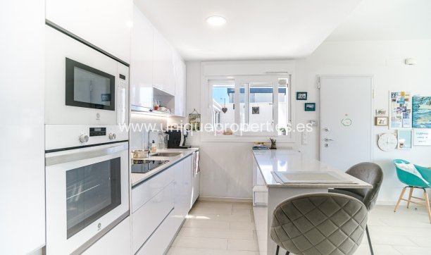 Reventa - Villa -
Pilar de la Horadada