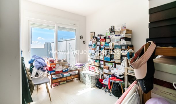 Reventa - Villa -
Pilar de la Horadada