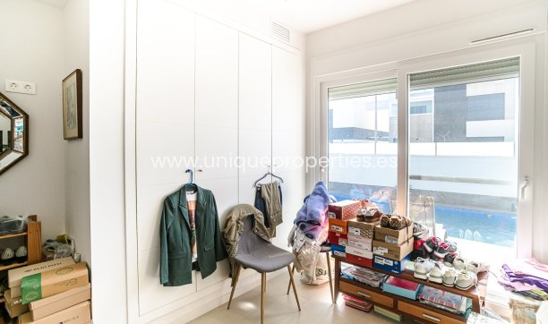 Reventa - Villa -
Pilar de la Horadada