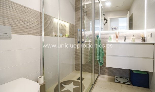 Reventa - Villa -
Pilar de la Horadada