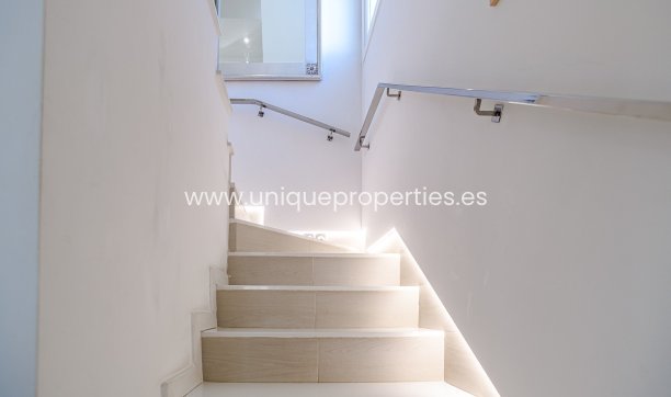 Reventa - Villa -
Pilar de la Horadada