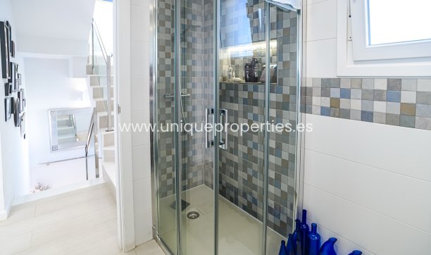 Reventa - Villa -
Pilar de la Horadada